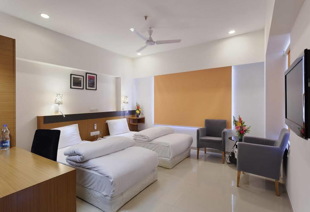 Hi 5 Hotel & Experience Nashik Luaran gambar