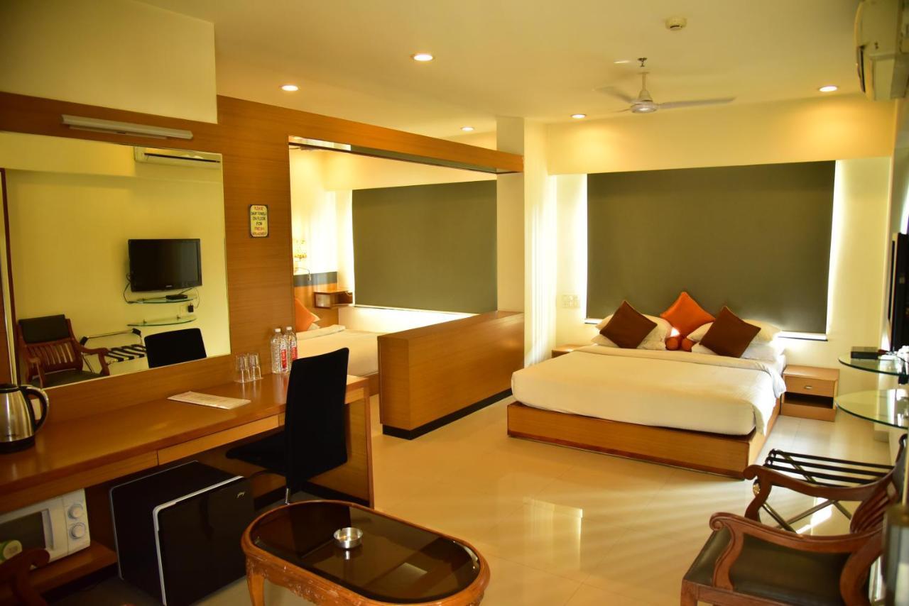 Hi 5 Hotel & Experience Nashik Luaran gambar